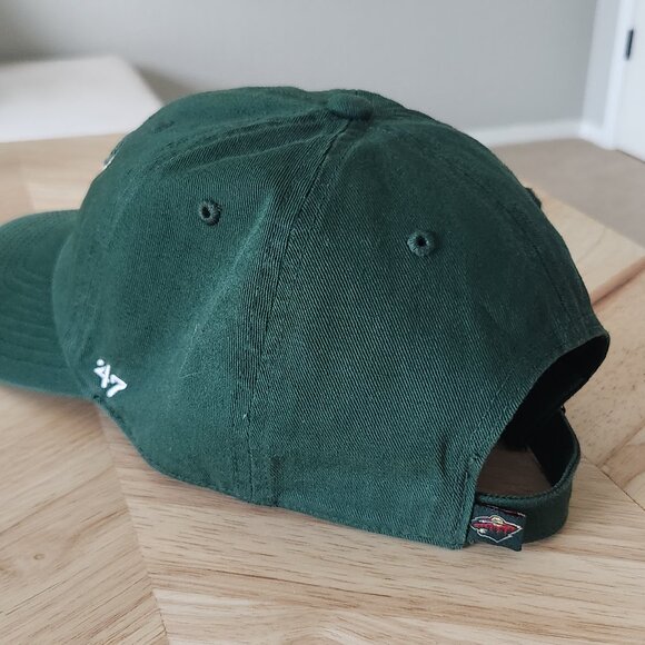 Minnesota Wild Hat + Wild Gym Duffle Bag Bundle - Picture 4 of 8